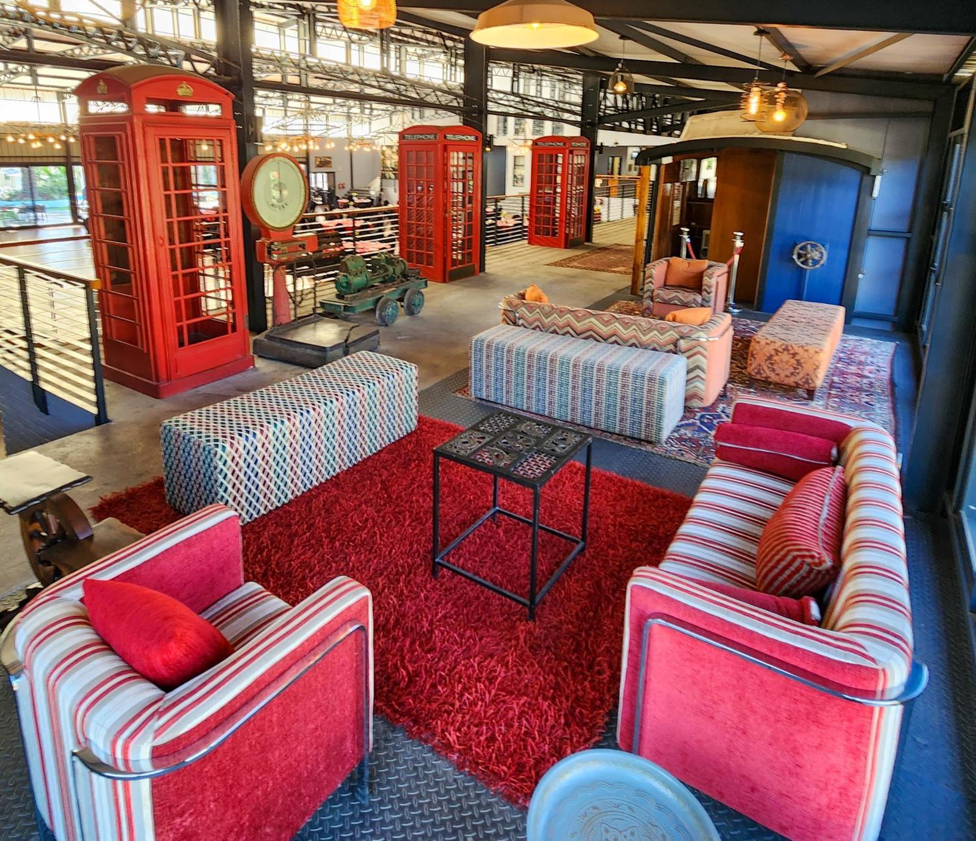 Safari Hotel & Convention Centre Rustenburg Buitenkant foto
